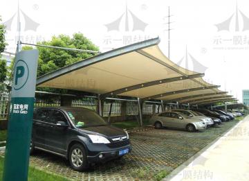 安全出行，良心護(hù)車--上海示一膜結(jié)構(gòu)有限公司停車棚